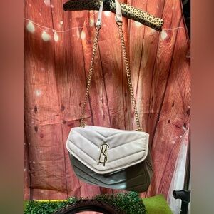 Elegant light pick Quilted Shoulder Bag